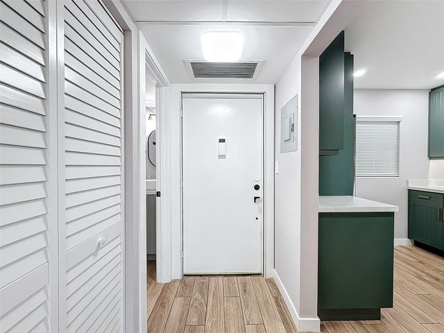 8818 W Mcnab Road 103, Tamarac, FL 33321