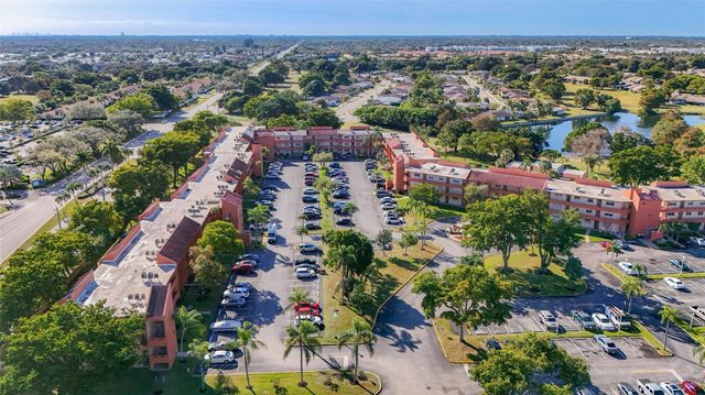 8818 W Mcnab Road 103, Tamarac, FL 33321