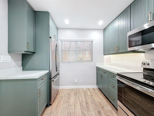 8818 W Mcnab Road 103, Tamarac, FL 33321