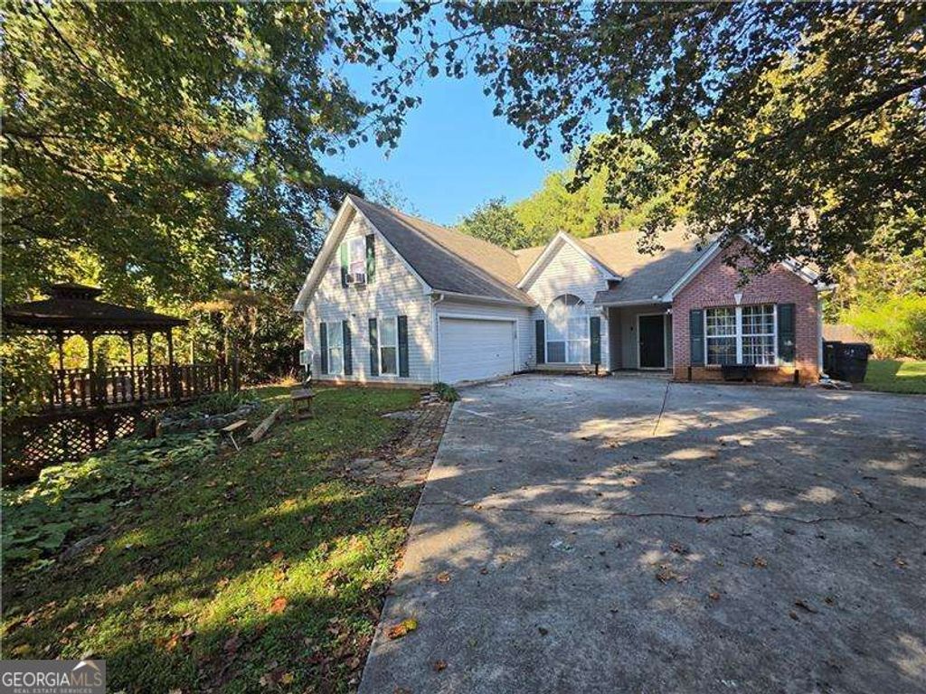945 Spring Ives Drive, Lawrenceville, GA 30043 — exterior
