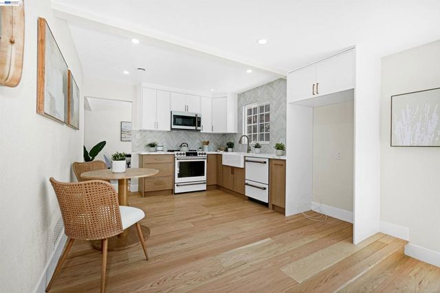 2143 Minnie St, Fairview, CA 94541