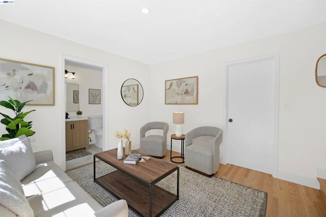 2143 Minnie St, Fairview, CA 94541