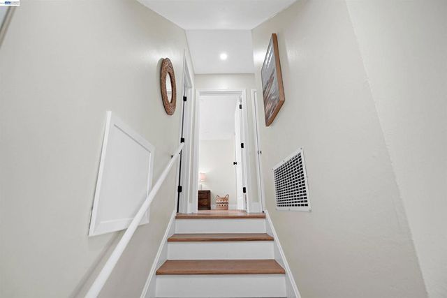 2143 Minnie St, Fairview, CA 94541