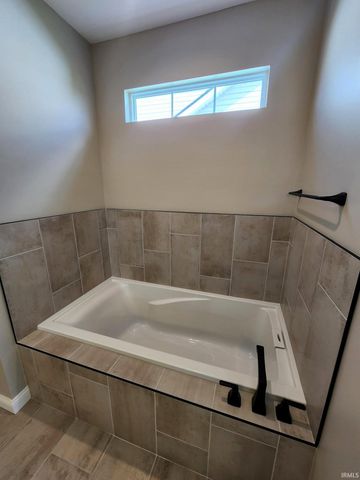 475 Haddington Lane, Lafayette, IN 47905