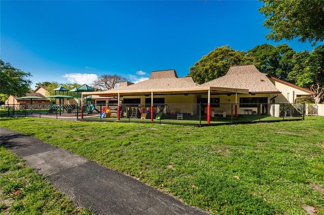 2336 NW 34th Ter, Coconut Creek, FL 33066