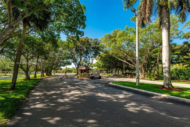 2336 NW 34th Ter, Coconut Creek, FL 33066