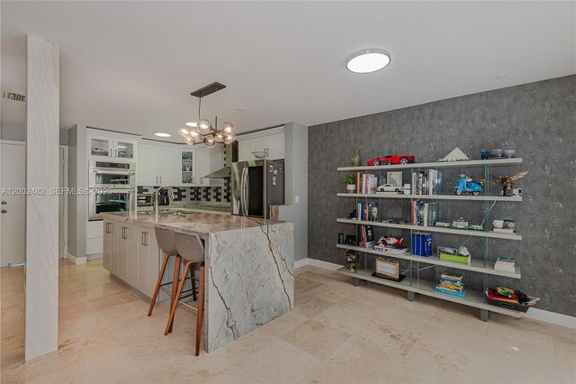 2336 NW 34th Ter, Coconut Creek, FL 33066