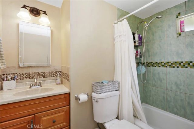 526 N Emerald Drive, Orange, CA 92868