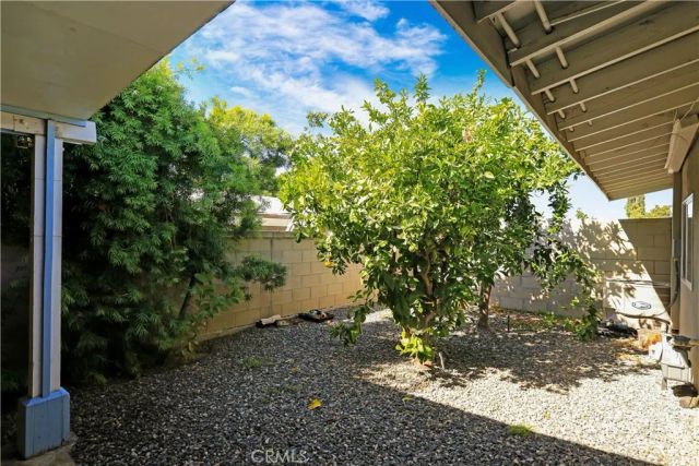 526 N Emerald Drive, Orange, CA 92868