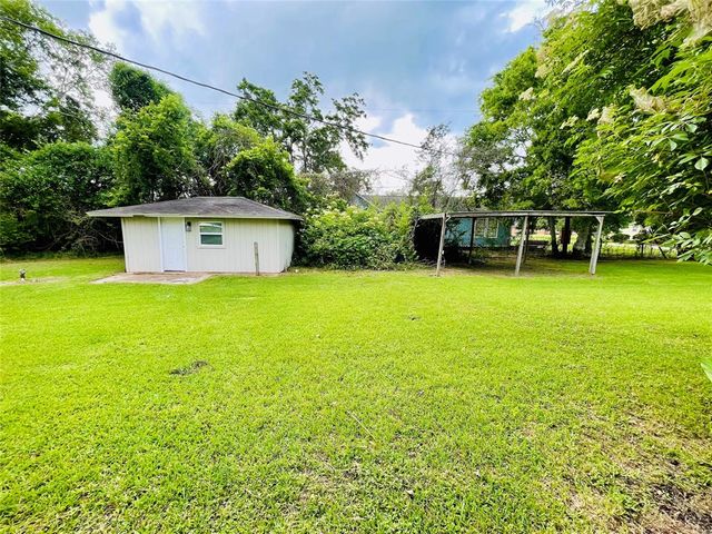 105 Cornelia Street, Sweeny, TX 77480