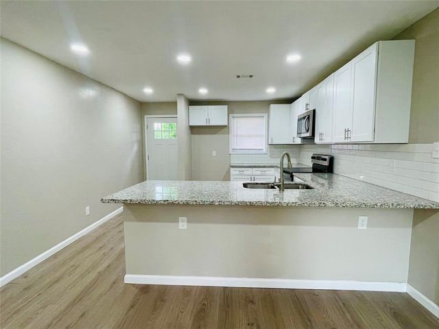 105 Cornelia Street, Sweeny, TX 77480