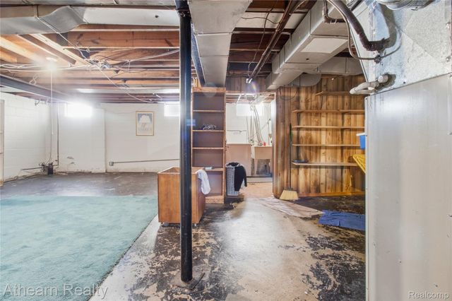 14050 Wales Street, Oak Park, MI 48237