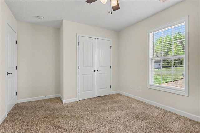 126 Camino Drive, Thomasville, NC 27360