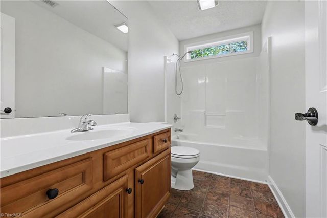 126 Camino Drive, Thomasville, NC 27360