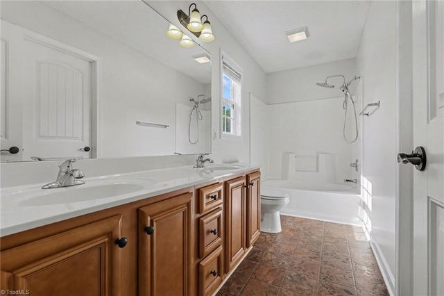 126 Camino Drive, Thomasville, NC 27360