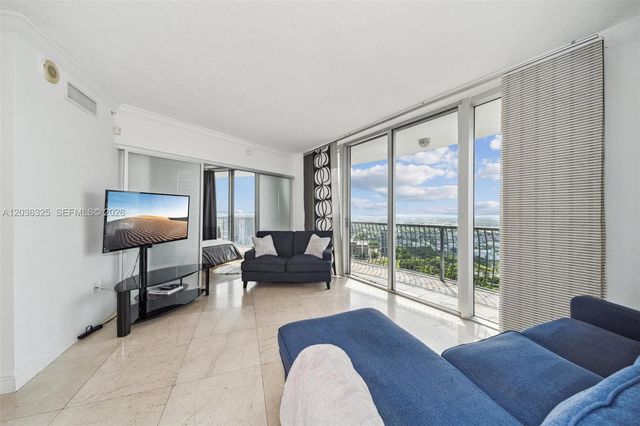 1750 N Bayshore Dr 4315, Miami, FL 33132