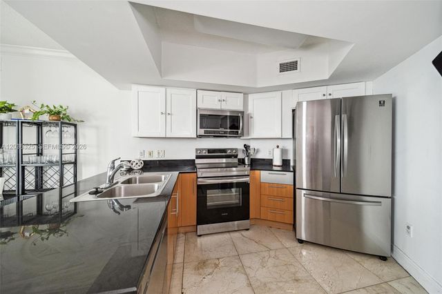 1750 N Bayshore Dr 4315, Miami, FL 33132