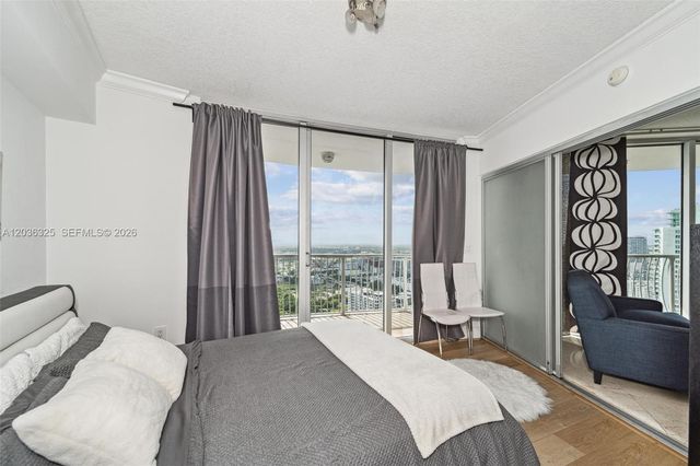 1750 N Bayshore Dr 4315, Miami, FL 33132