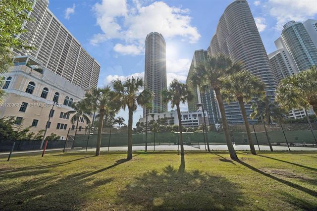 1750 N Bayshore Dr 4315, Miami, FL 33132