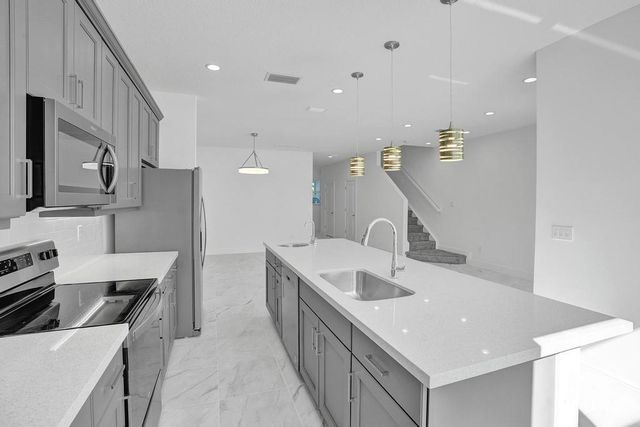 612 Parsons Way, Deerfield Beach, FL 33442