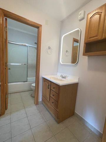 1806 Hemlock Place 204, Schaumburg, IL 60173