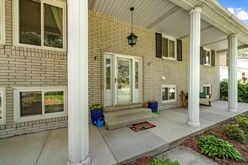 3670 Golfside Road, Pittsfield Charter Twp, MI 48197