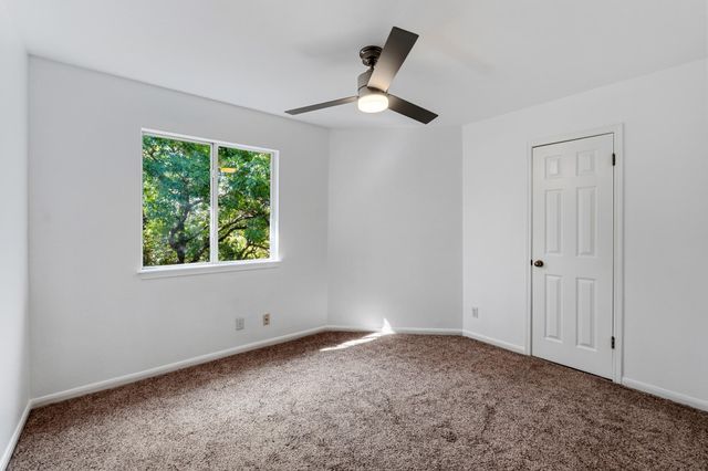 5711 Taylor Draper CV B, Austin, TX 78759