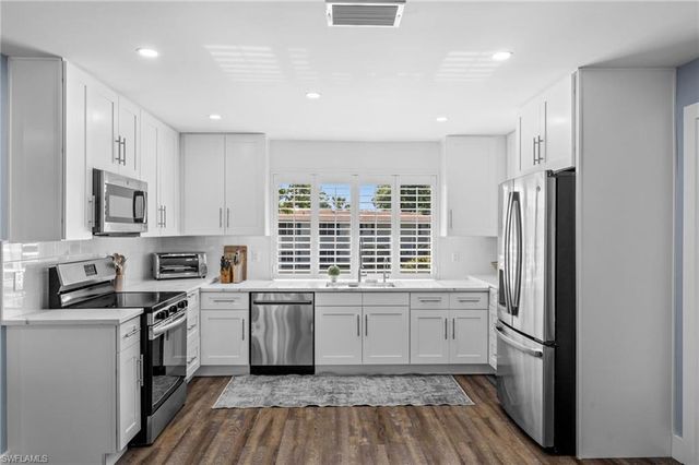 225 Memory Ln # 2464, Naples, FL 34112