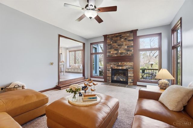 1 Pendle Point, Miamisburg, OH 45342