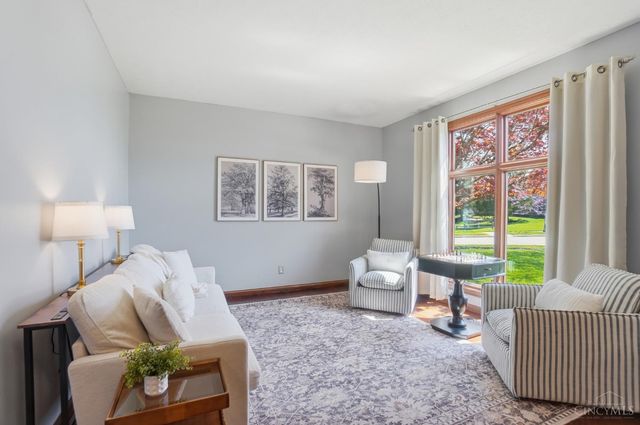 1 Pendle Point, Miamisburg, OH 45342