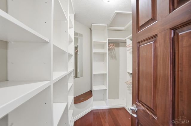 1 Pendle Point, Miamisburg, OH 45342