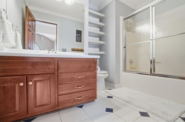 1 Pendle Point, Miamisburg, OH 45342