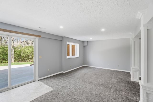 1 Pendle Point, Miamisburg, OH 45342
