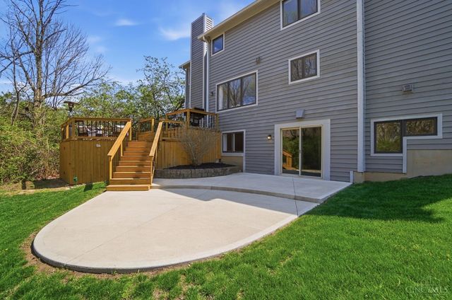1 Pendle Point, Miamisburg, OH 45342