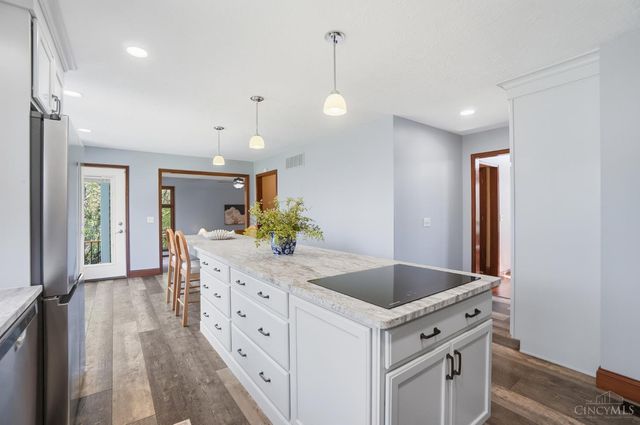 1 Pendle Point, Miamisburg, OH 45342