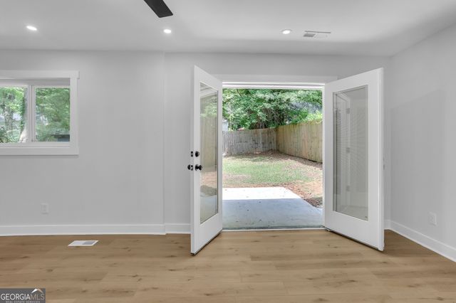 1436 Willow Trail SW, Atlanta, GA 30311
