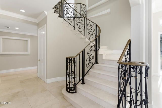 4174 Elm View Drive, Los Angeles, CA 91316