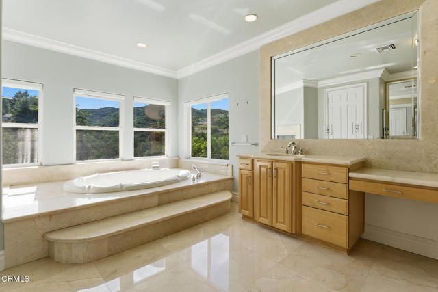 4174 Elm View Drive, Los Angeles, CA 91316