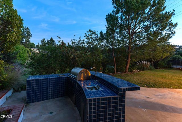 4174 Elm View Drive, Los Angeles, CA 91316