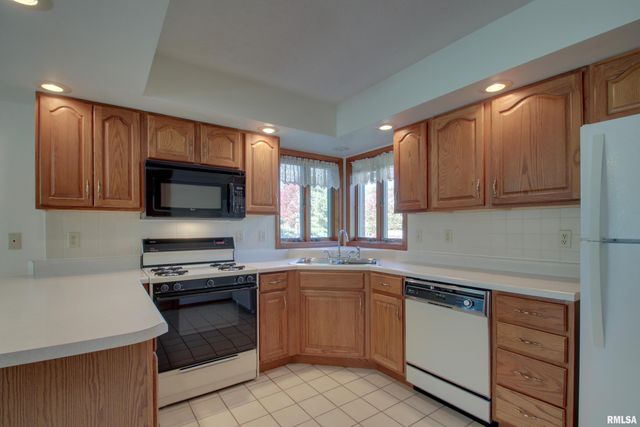 305 Shannon Drive, Quincy, IL 62301