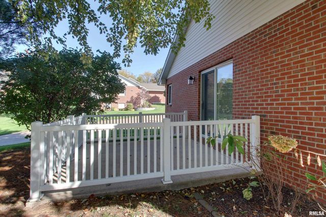 305 Shannon Drive, Quincy, IL 62301