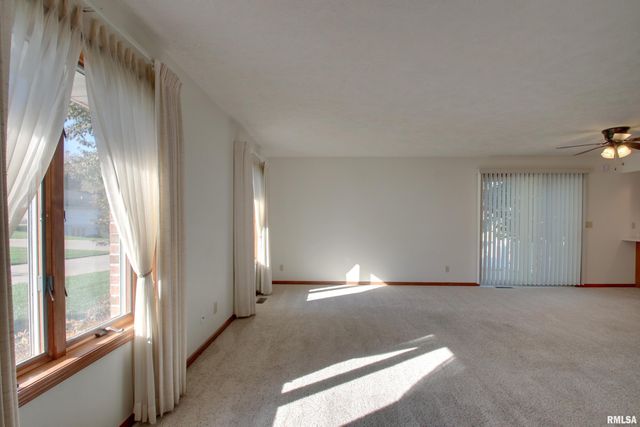 305 Shannon Drive, Quincy, IL 62301