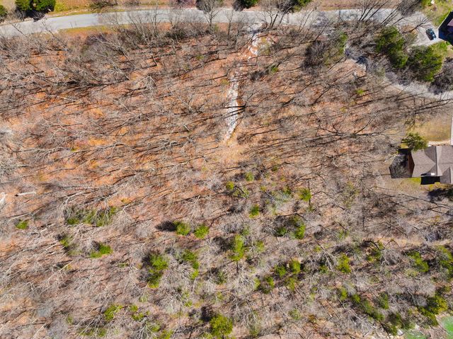 8 Beechwood Drive, Nancy, KY 42544