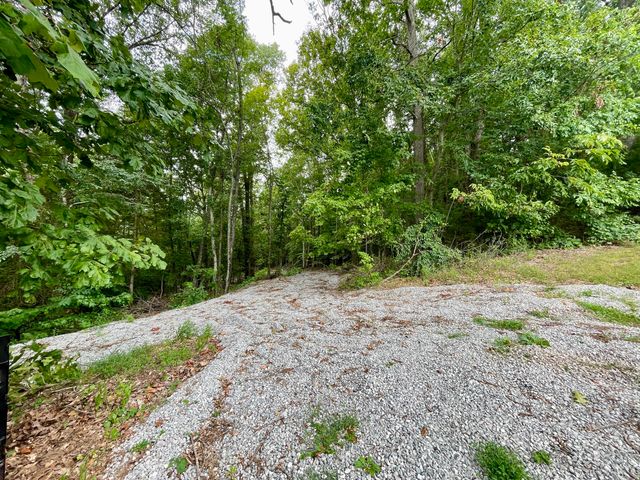 8 Beechwood Drive, Nancy, KY 42544