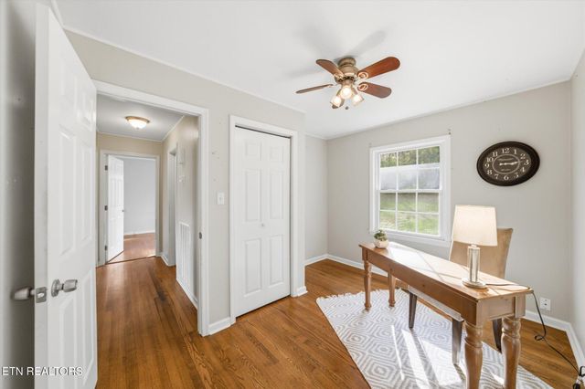 124 Crest Lane, Clinton, TN 37716