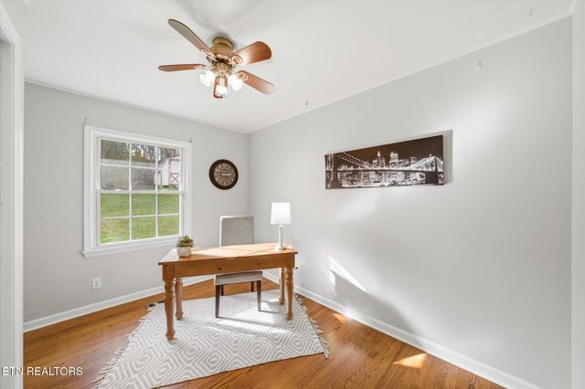 124 Crest Lane, Clinton, TN 37716