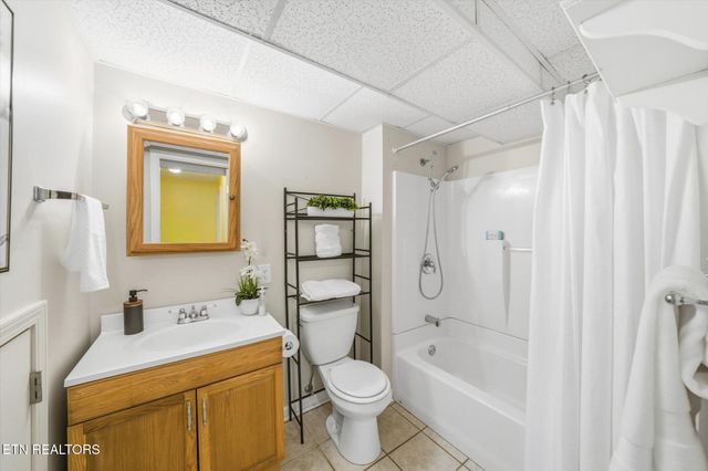 124 Crest Lane, Clinton, TN 37716