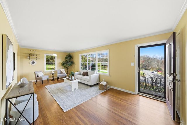 124 Crest Lane, Clinton, TN 37716