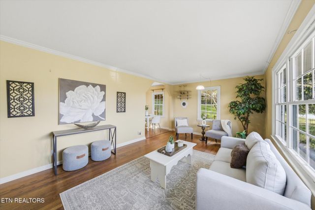 124 Crest Lane, Clinton, TN 37716