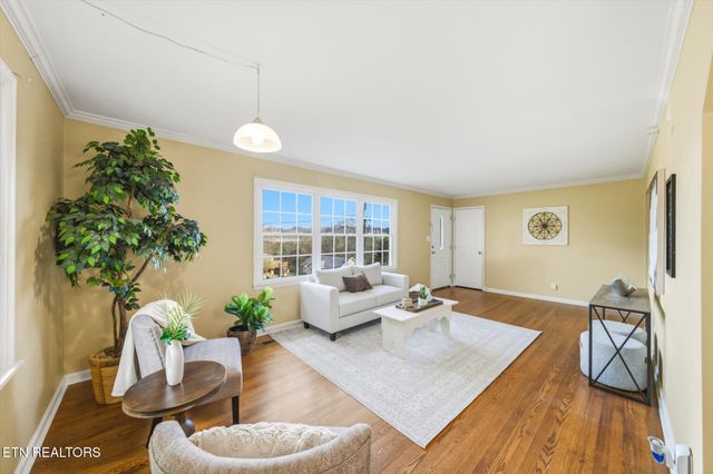 124 Crest Lane, Clinton, TN 37716